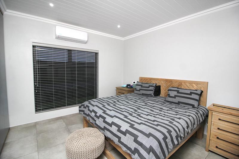 3 Bedroom Property for Sale in Reebok Western Cape